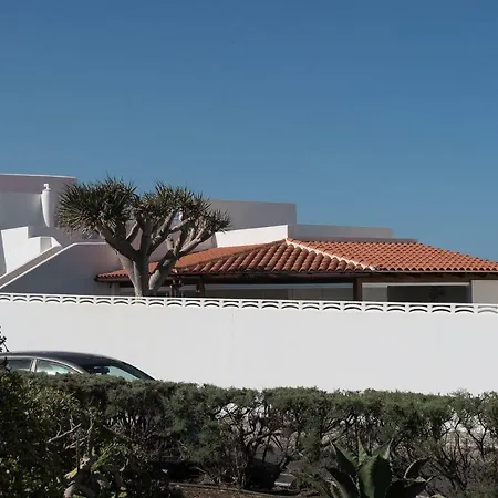 Casa Blanca De La Luz Дом отдыха Порис-де-Абона